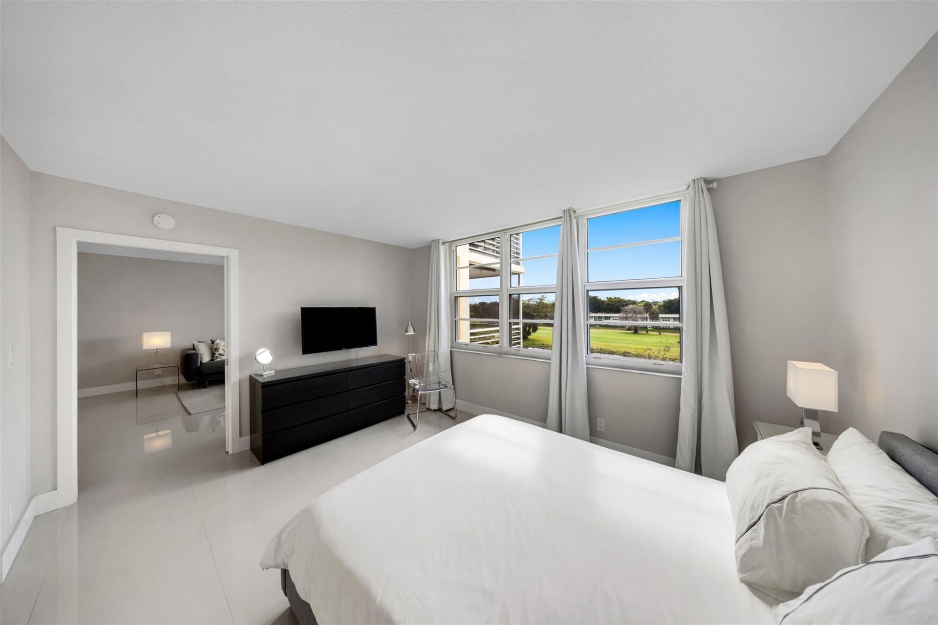 4030 W Palm Aire Drive, Unit 406, Pompano Beach, FL 33069 Photo