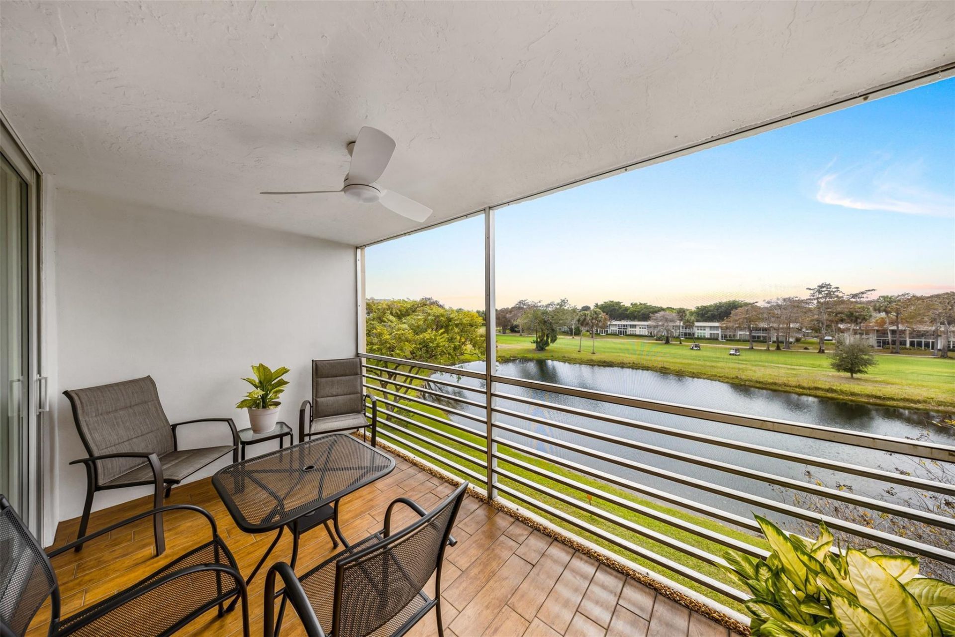 4030 W Palm Aire Drive, Unit 406, Pompano Beach, FL 33069 Photo