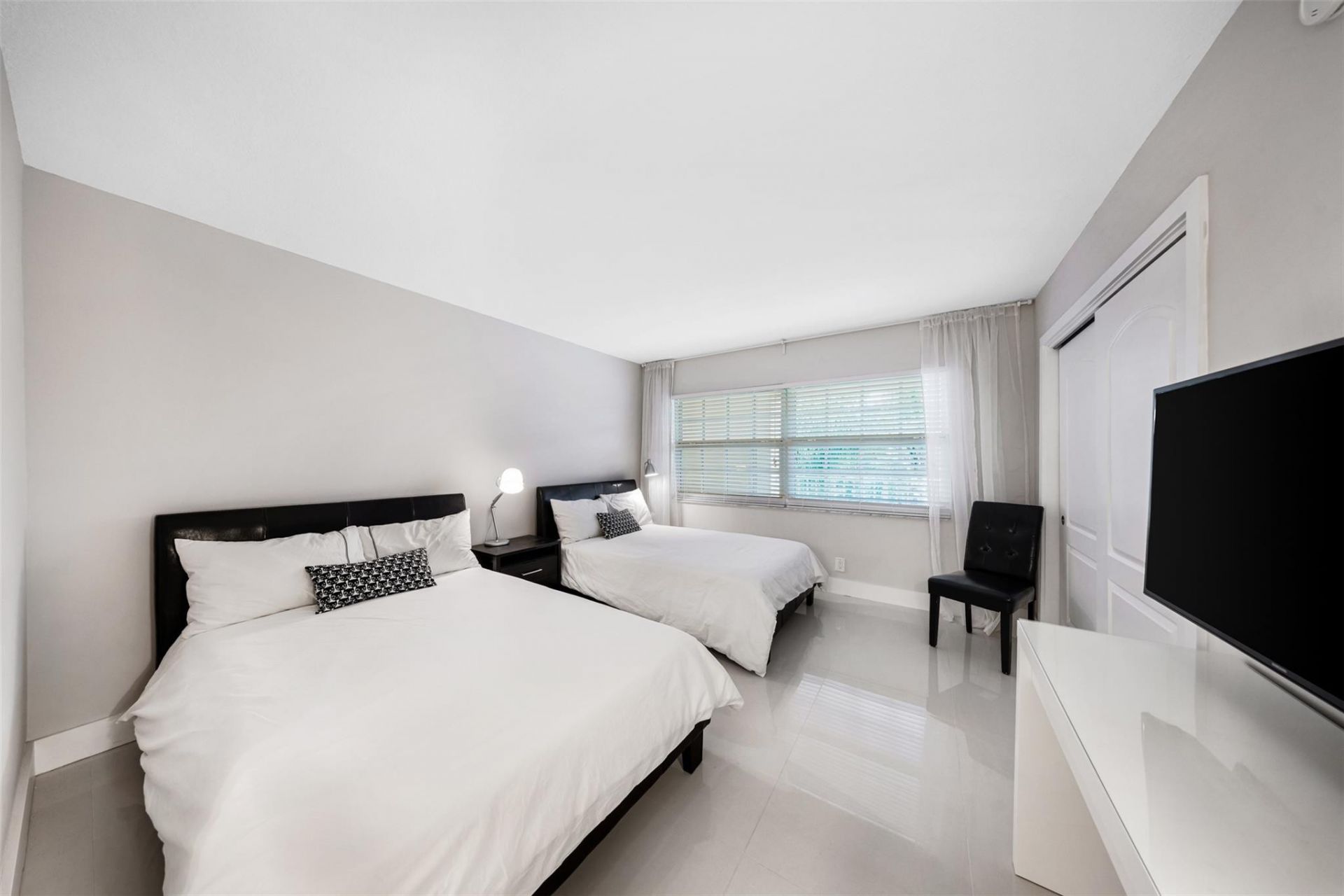 4030 W Palm Aire Drive, Unit 406, Pompano Beach, FL 33069 Photo