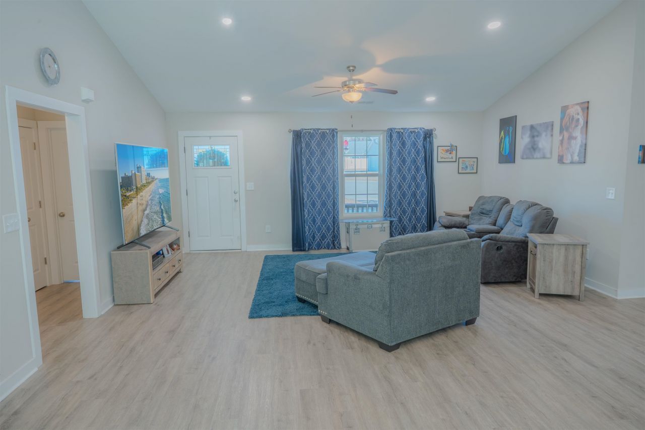 2524 Baronesso Ct. Photo 42