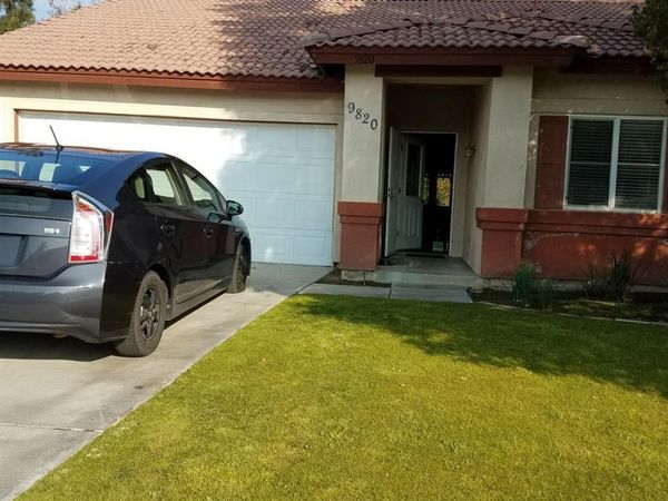 9820 Battersea Park Drive, Bakersfield, CA 93312
