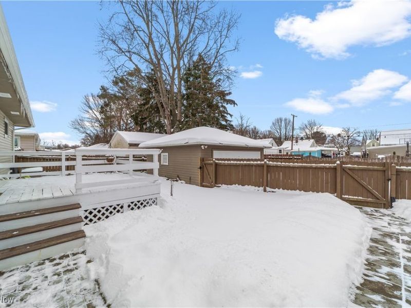 1209 Birch Lane, Cleveland, OH 44109 Photo 25