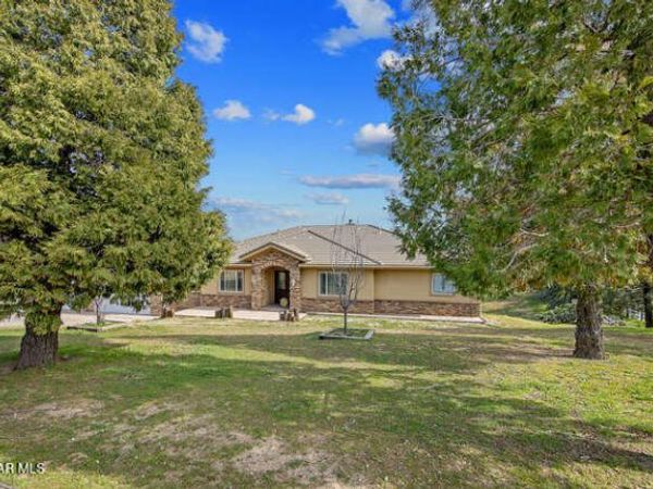 39860 86th Street W, Leona Valley, CA 93551