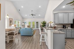 948 Jackline Place photo 4