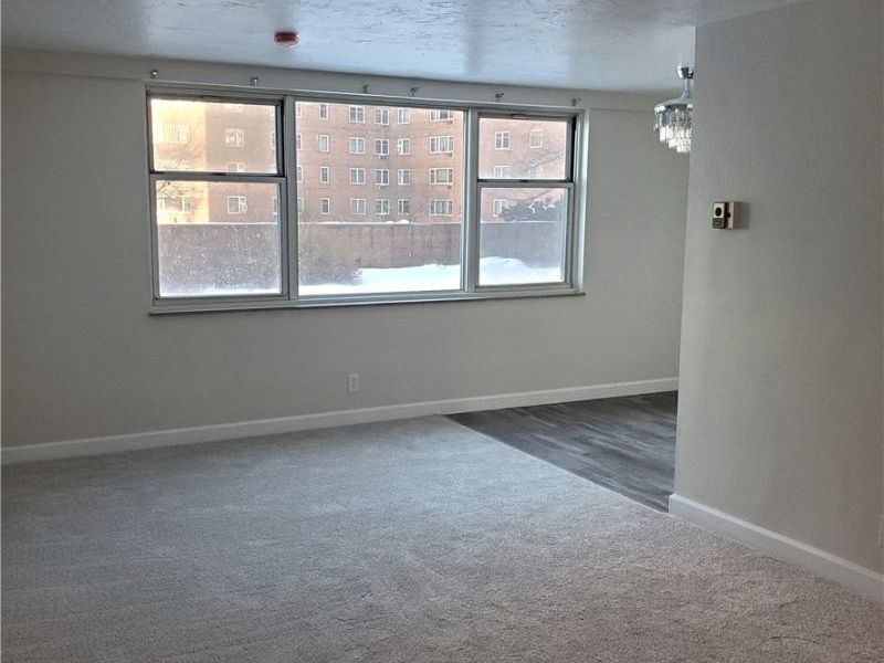 11850 Edgewater Drive, Unit 114, Lakewood, OH 44107 Photo 7