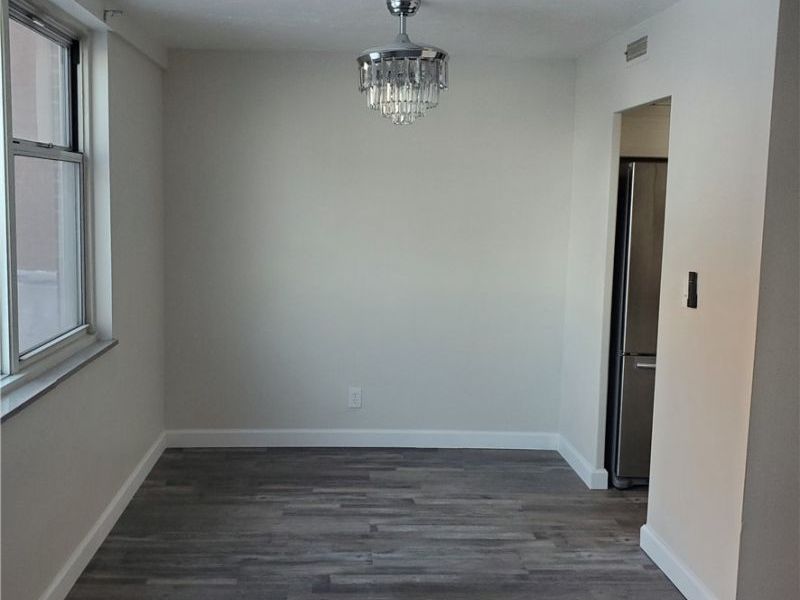 11850 Edgewater Drive, Unit 114, Lakewood, OH 44107 Photo 8