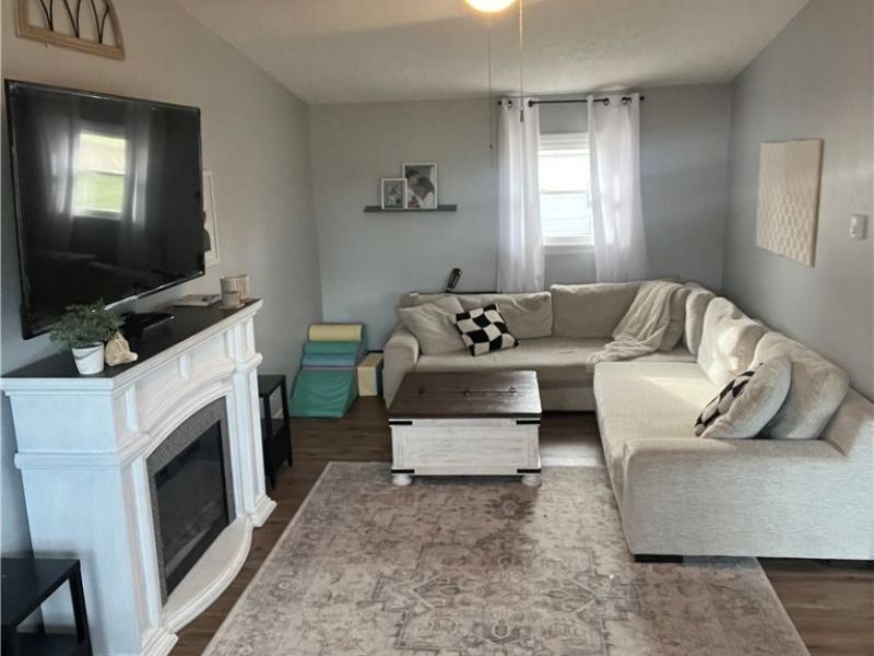 475 Carol Lane, Elyria, OH 44035 Photo 10