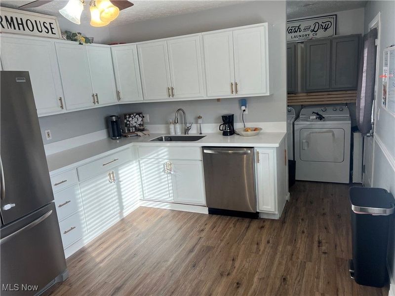 475 Carol Lane, Elyria, OH 44035 Photo 15