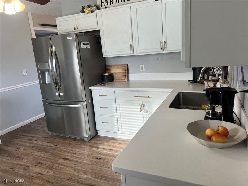 475 Carol Lane, Elyria, OH 44035 Photo 16