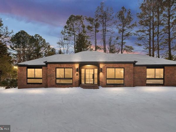 1 WALTER CIRCLE, FREDERICKSBURG, VA 22405