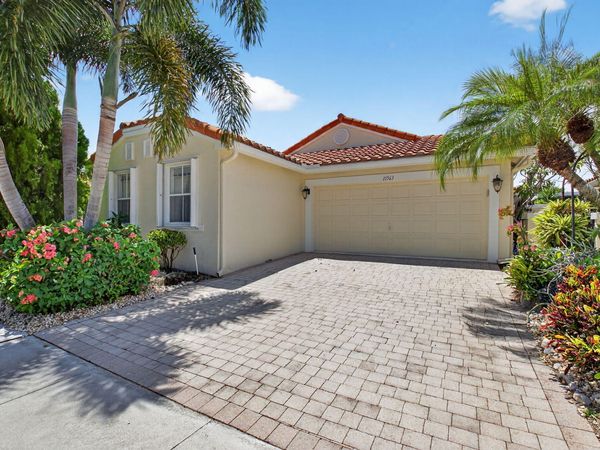 11563 Colonnade Drive, Boynton Beach, FL 33437