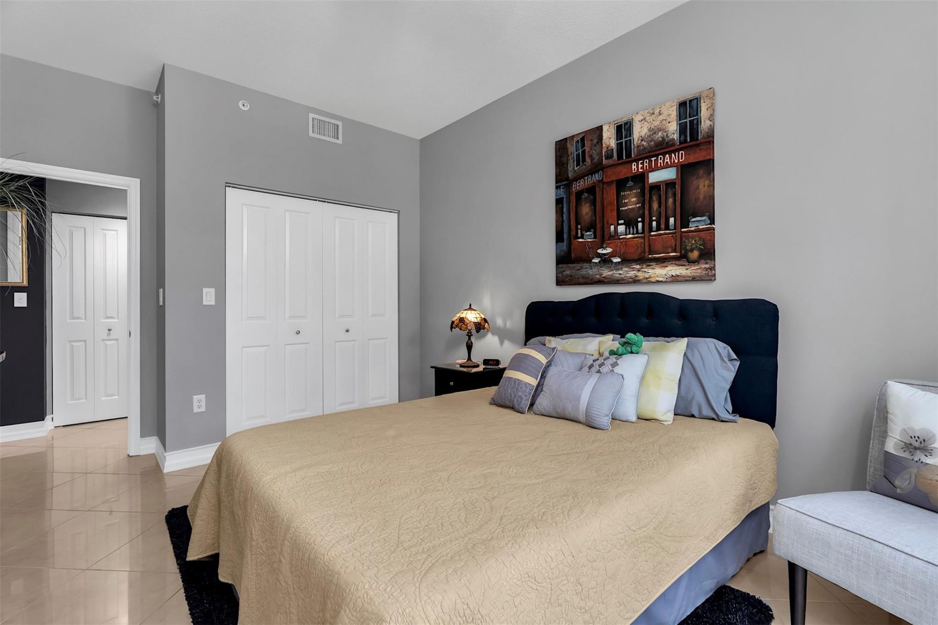 347 N New River Drive, Unit 411, Fort Lauderdale, FL 33301 Photo