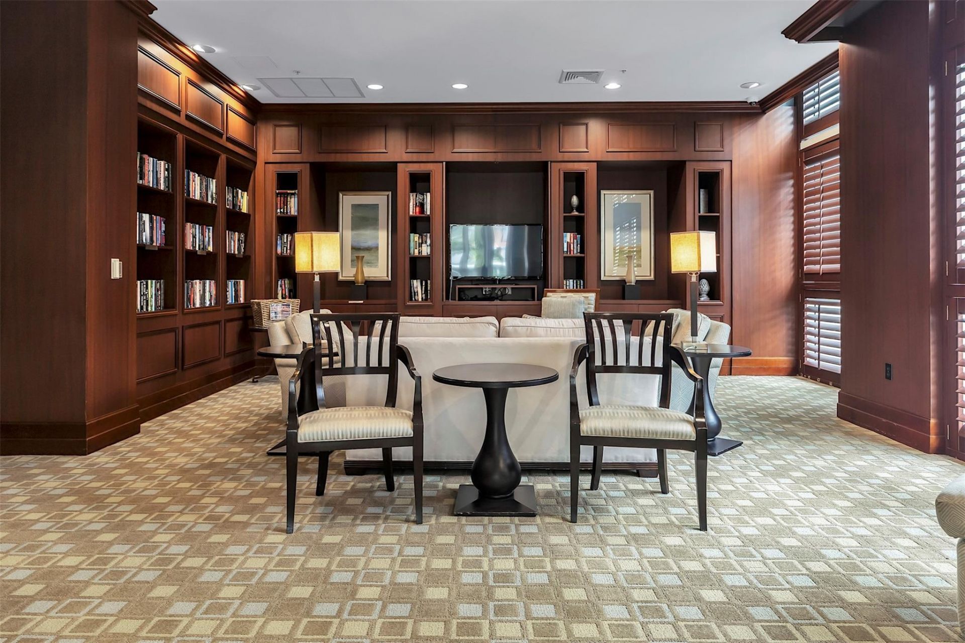 347 N New River Drive, Unit 411, Fort Lauderdale, FL 33301 Photo