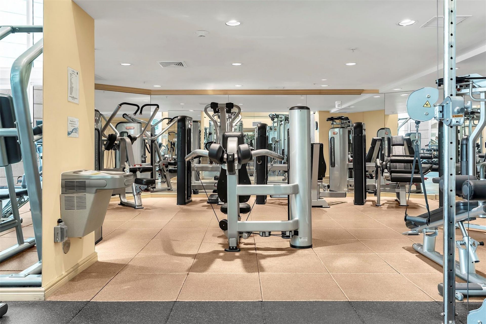 347 N New River Drive, Unit 411, Fort Lauderdale, FL 33301 Photo