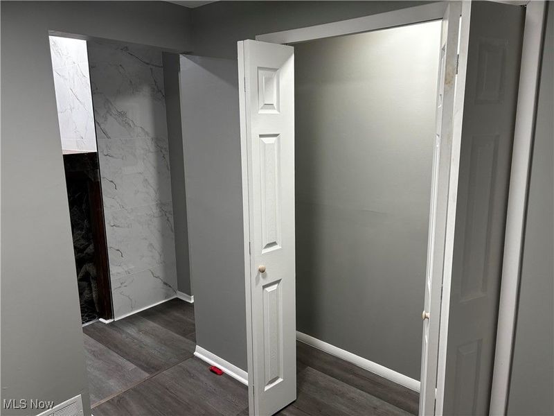 11824 Geraldine Avenue, Cleveland, OH 44111 Photo 18