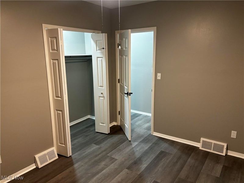 11824 Geraldine Avenue, Cleveland, OH 44111 Photo 27