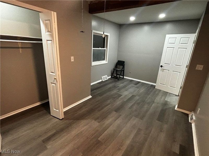 11824 Geraldine Avenue, Cleveland, OH 44111 Photo 33