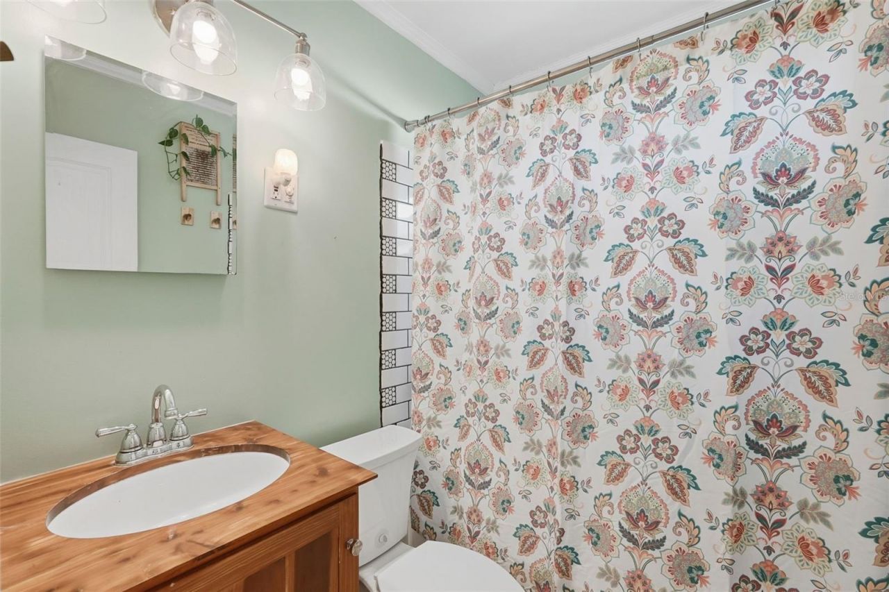 3992 62nd Street N, Saint Petersburg, FL 33709 Photo