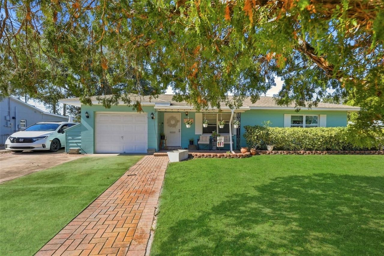 3992 62nd Street N, Saint Petersburg, FL 33709 Photo