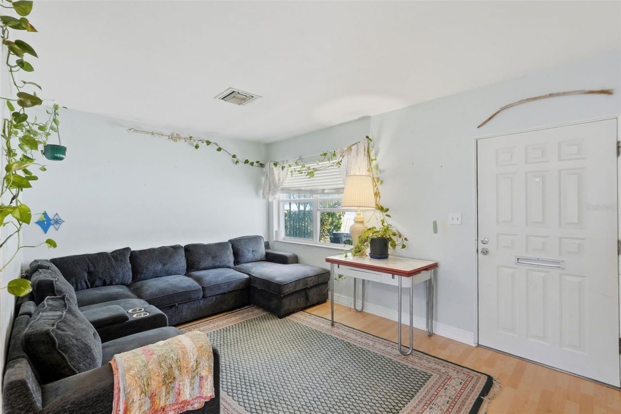 3992 62nd Street N, Saint Petersburg, FL 33709 Photo