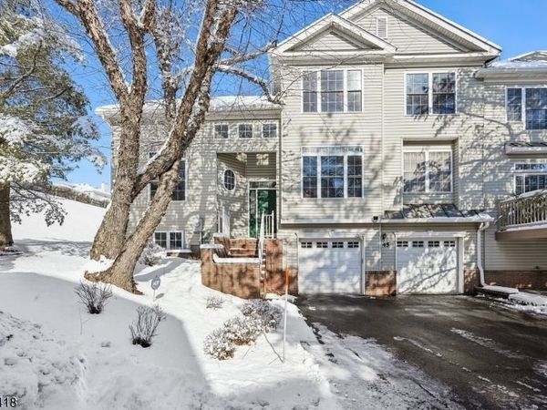 45 Loft Dr, Bridgewater, NJ 08836