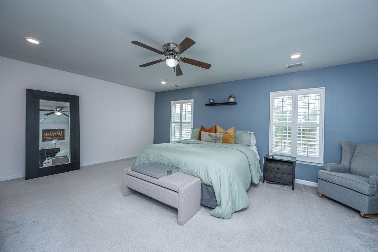 9905 Pin Cherry Court Photo 25