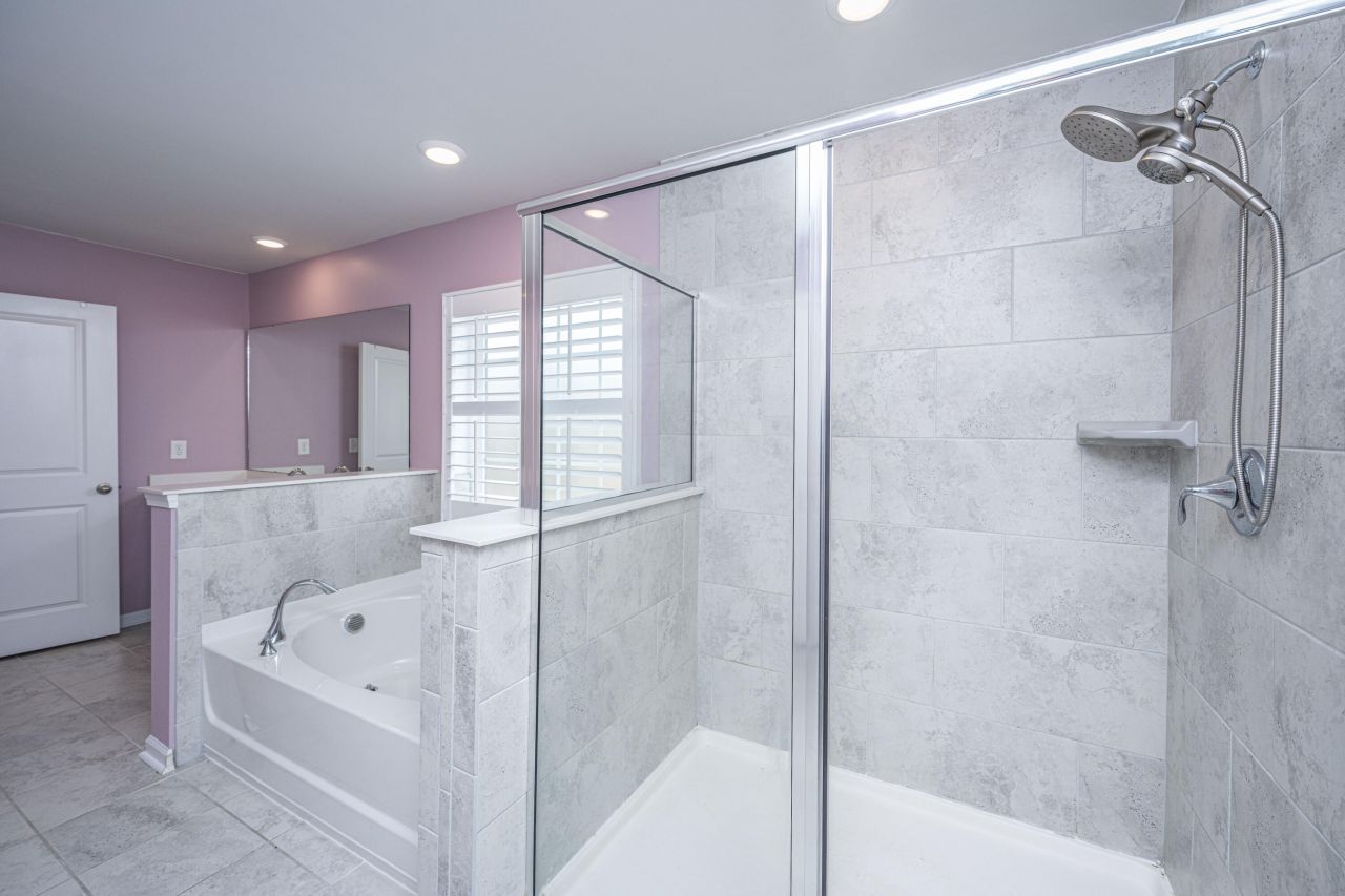 9905 Pin Cherry Court Photo 26