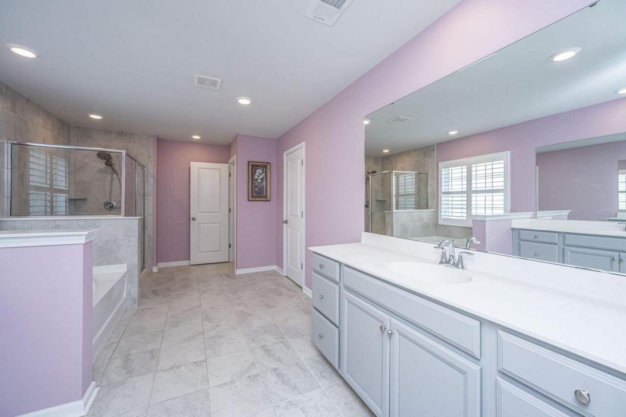 9905 Pin Cherry Court Photo 28