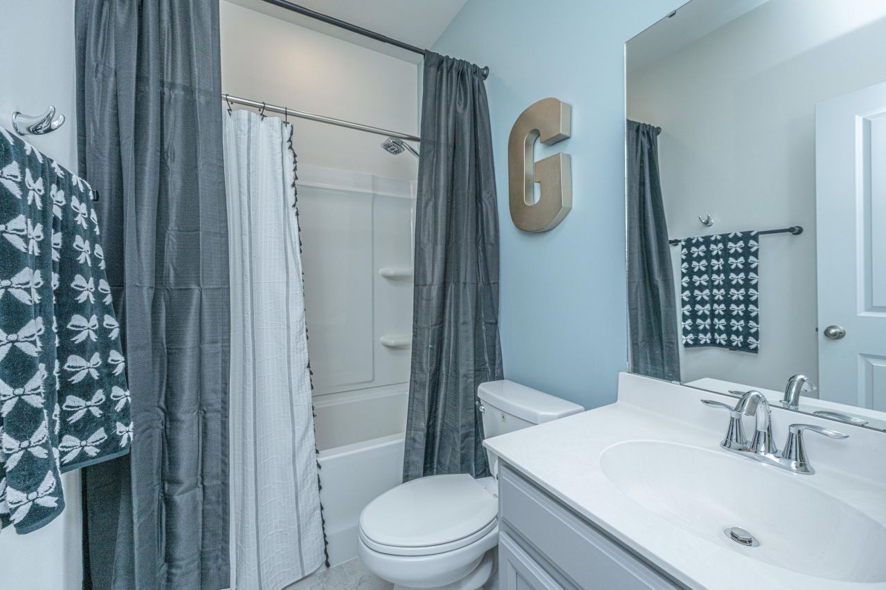 9905 Pin Cherry Court Photo 38