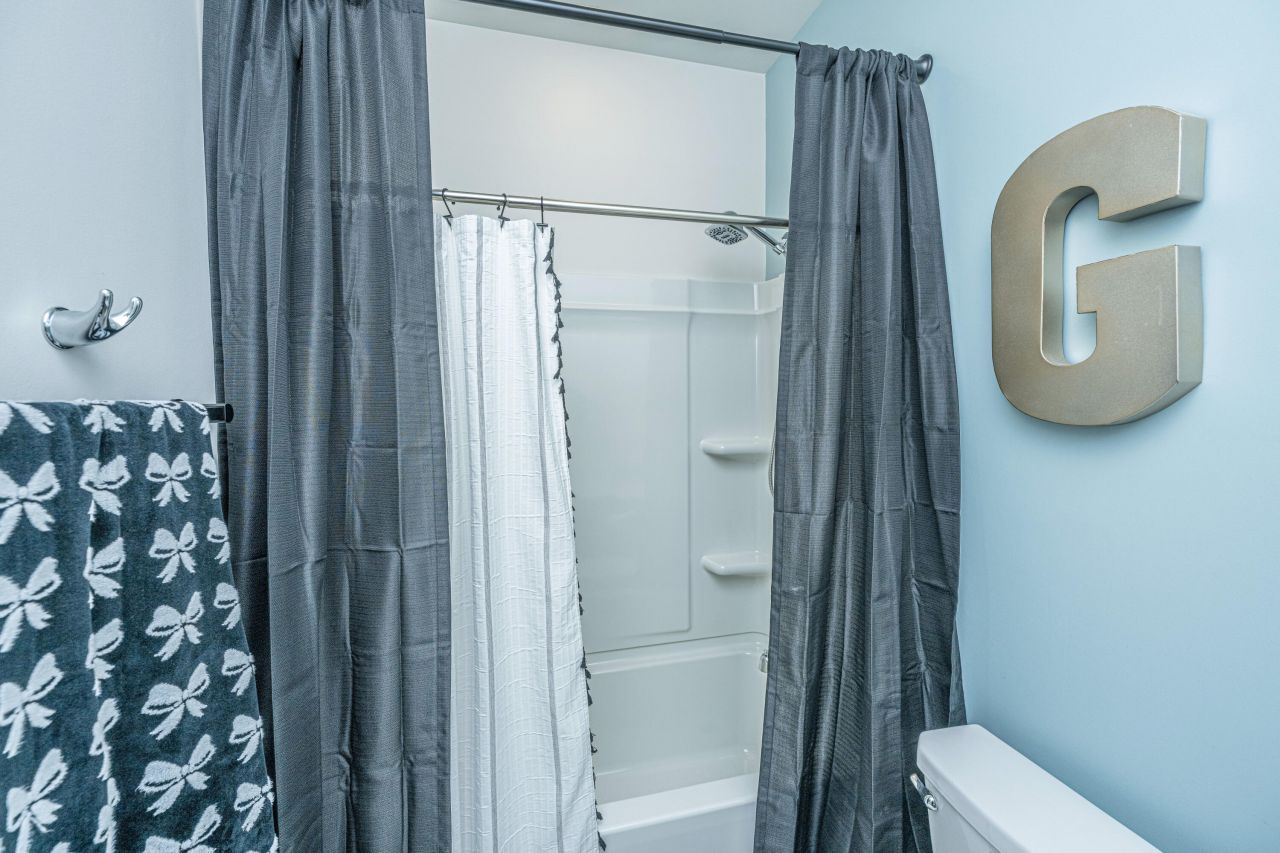 9905 Pin Cherry Court Photo 39