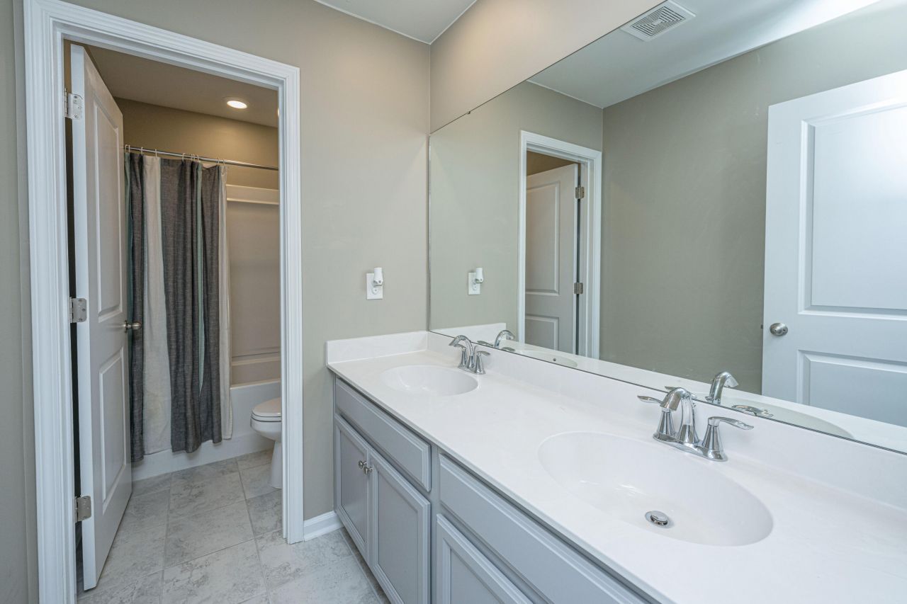 9905 Pin Cherry Court Photo 47