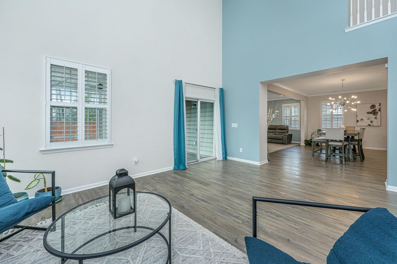 9905 Pin Cherry Court Photo 9