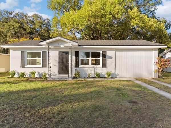 712 PILAKLAKAHA AVENUE, AUBURNDALE, FL 33823