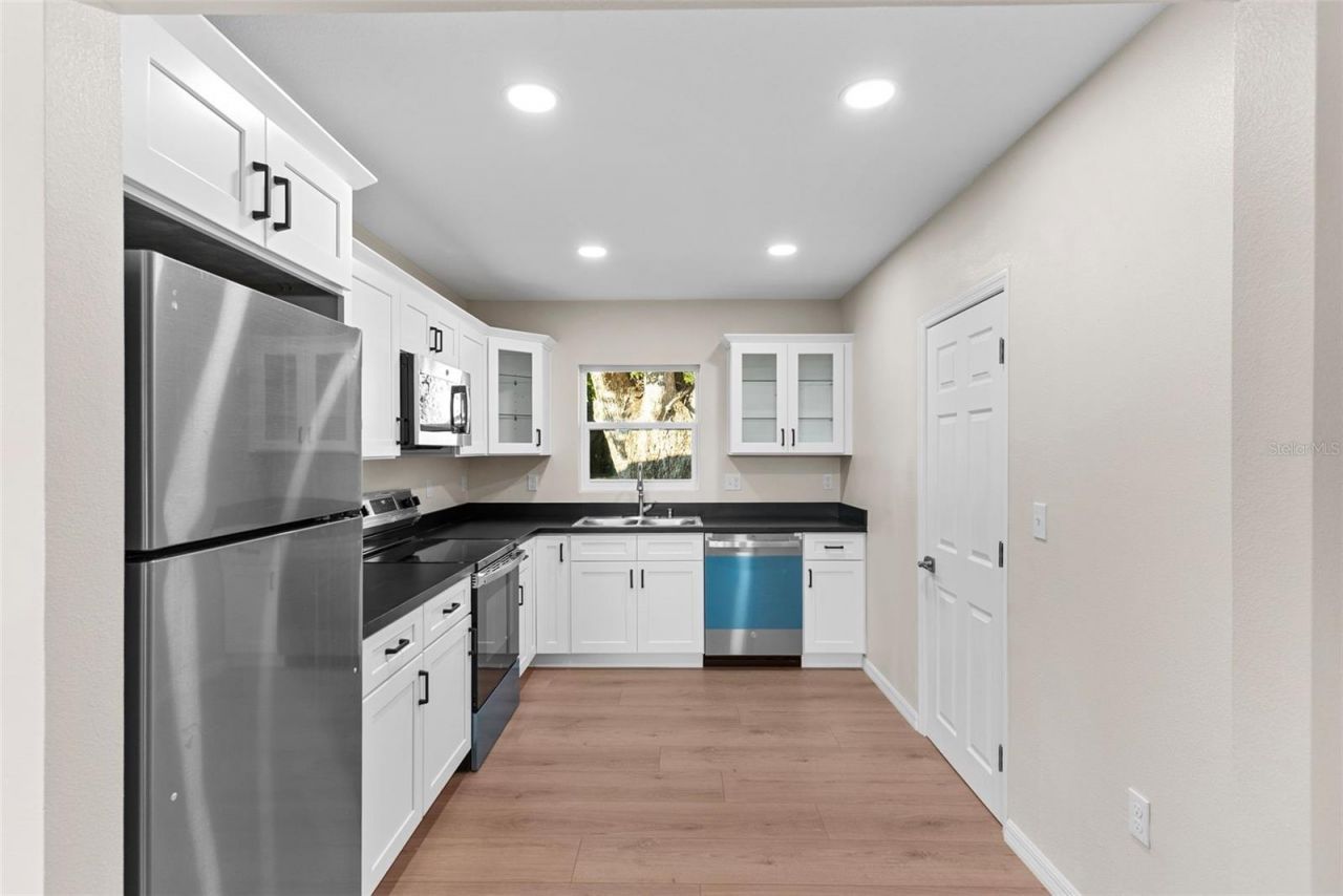 712 Pilaklakaha Avenue, Auburndale, FL 33823 Photo