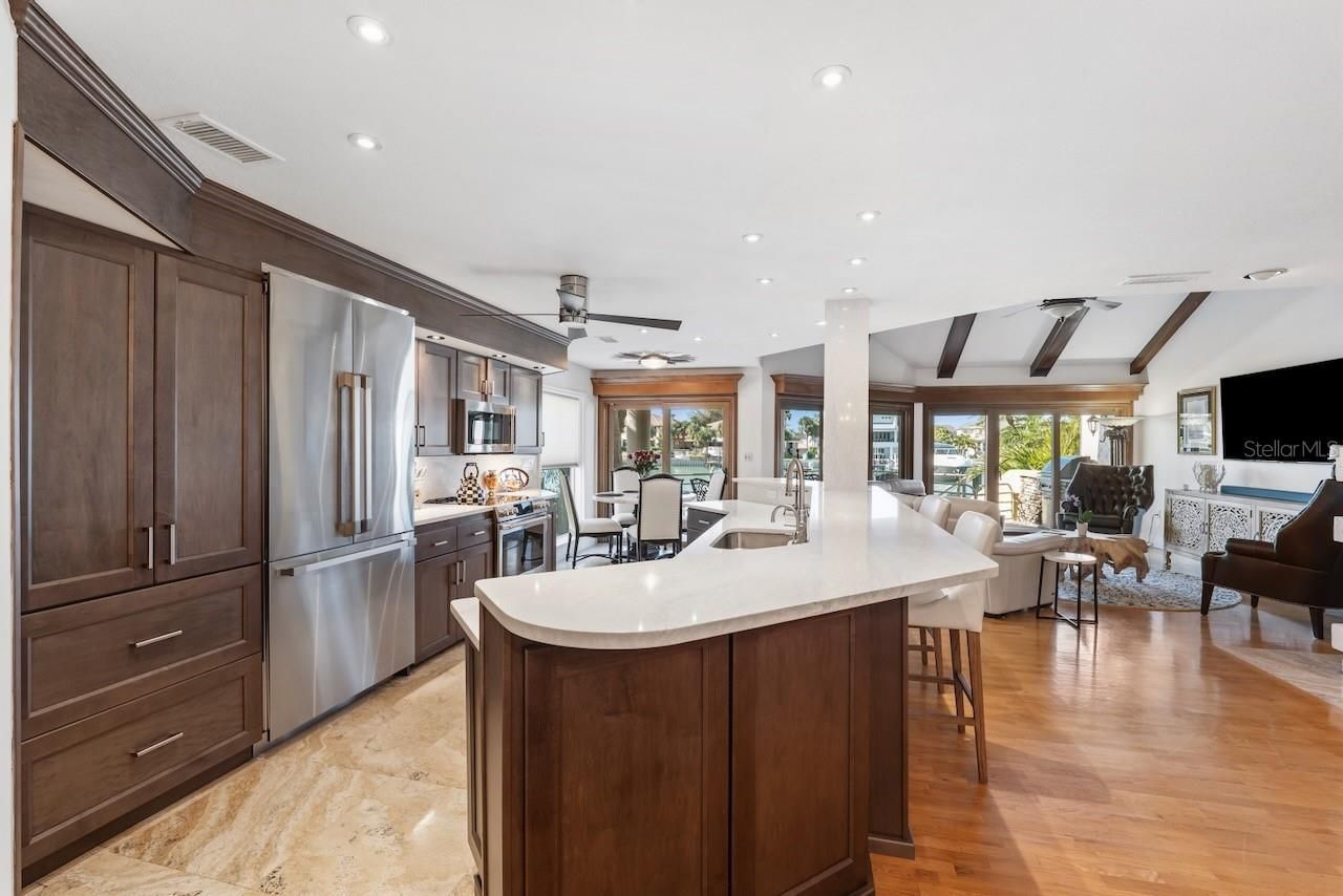 740 Pinellas Bayway S, Tierra Verde, FL 33715 Photo