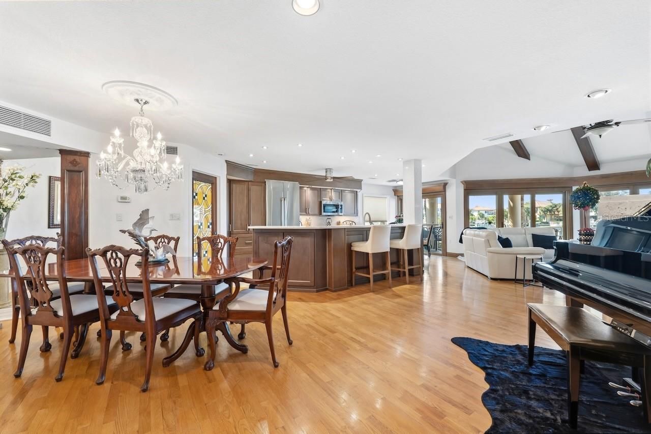 740 Pinellas Bayway S, Tierra Verde, FL 33715 Photo