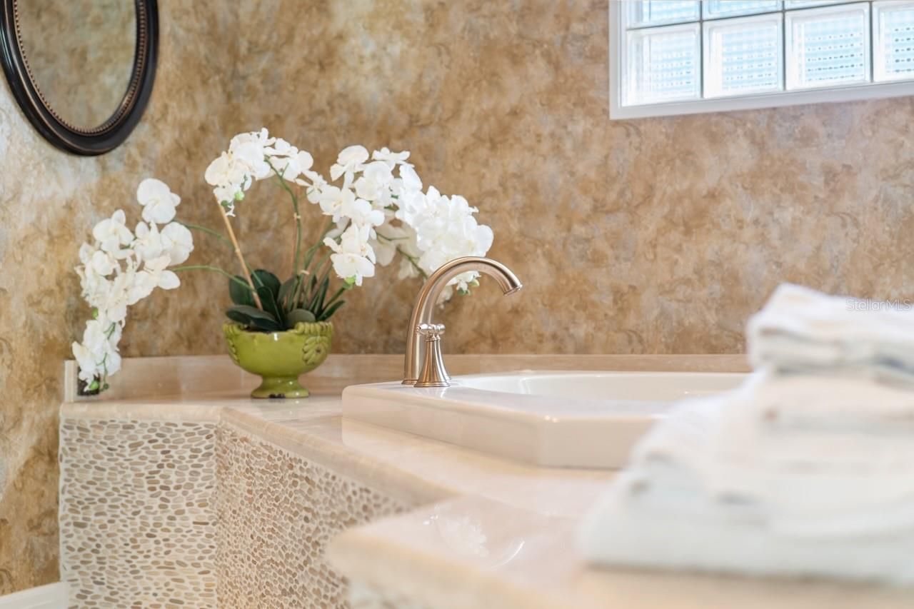 740 Pinellas Bayway S, Tierra Verde, FL 33715 Photo