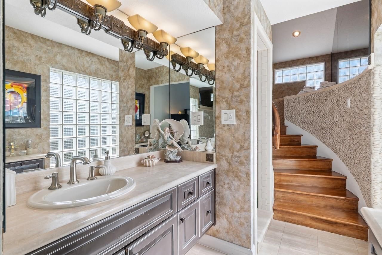 740 Pinellas Bayway S, Tierra Verde, FL 33715 Photo