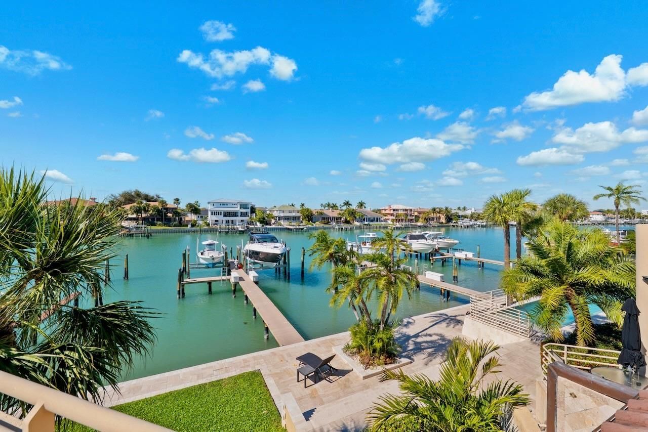 740 Pinellas Bayway S, Tierra Verde, FL 33715 Photo