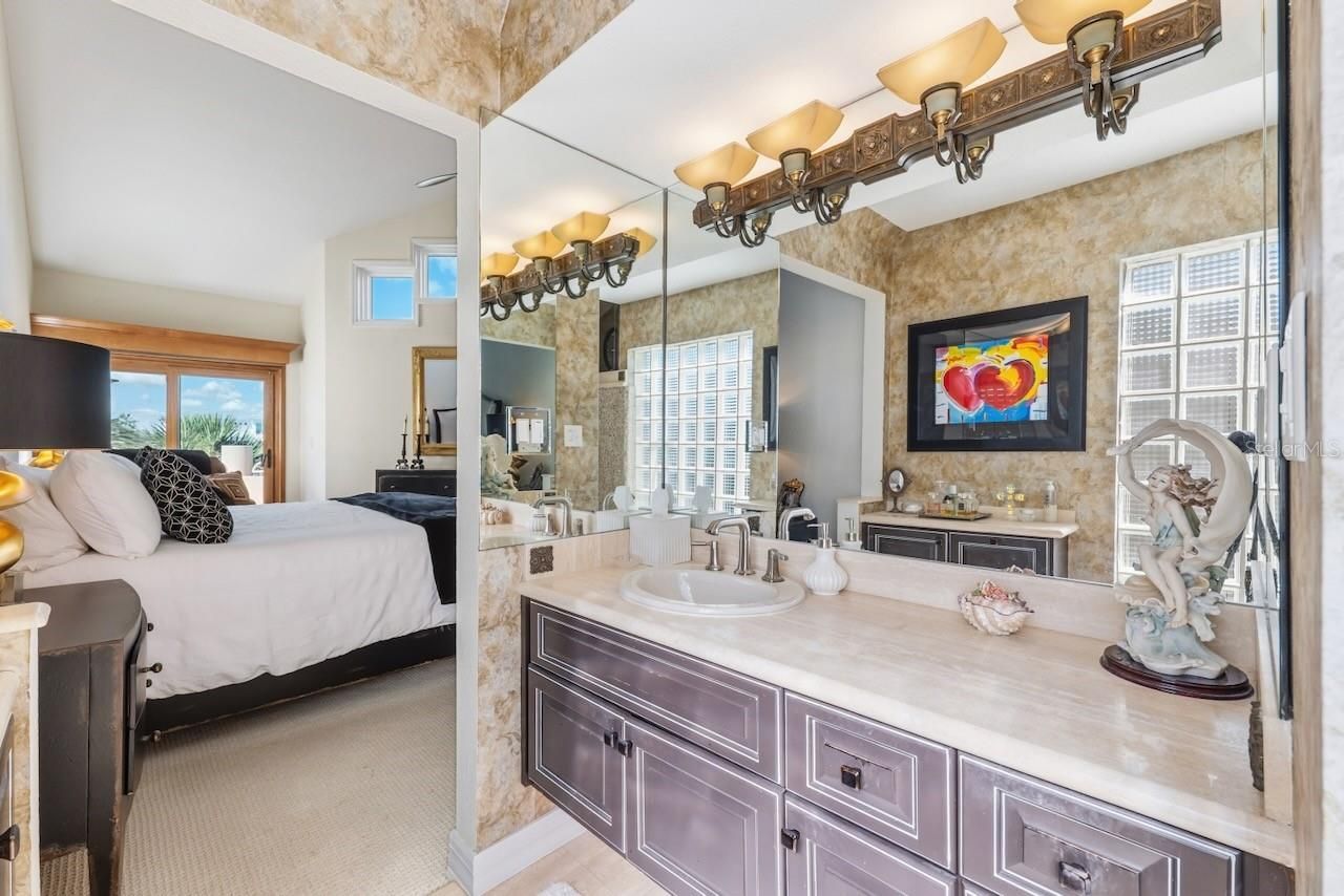 740 Pinellas Bayway S, Tierra Verde, FL 33715 Photo