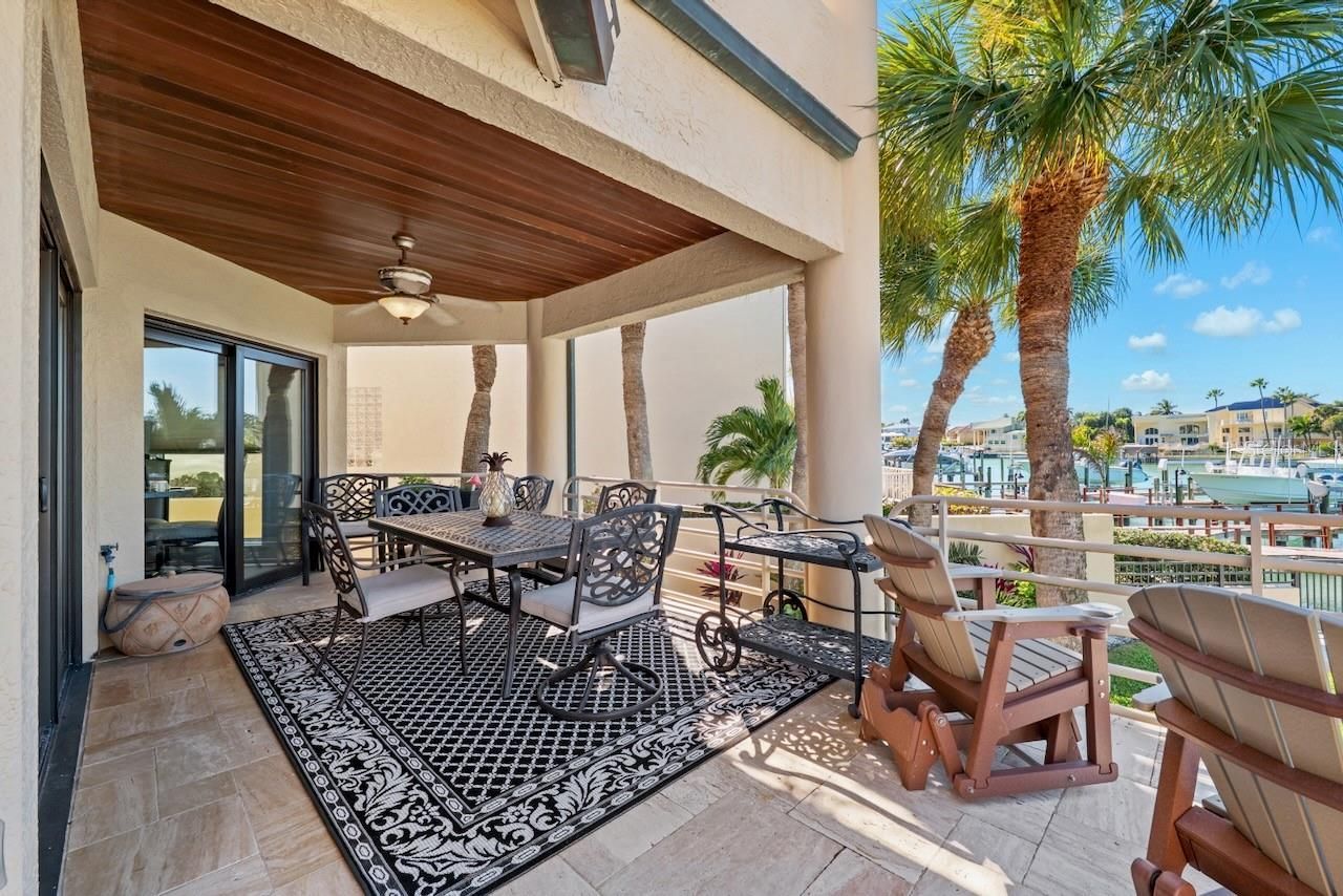 740 Pinellas Bayway S, Tierra Verde, FL 33715 Photo