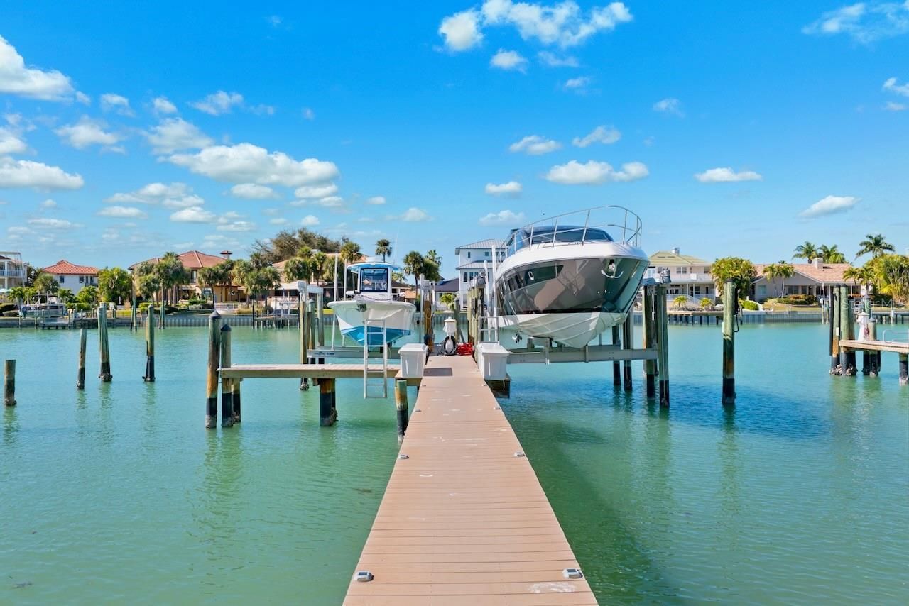 740 Pinellas Bayway S, Tierra Verde, FL 33715 Photo