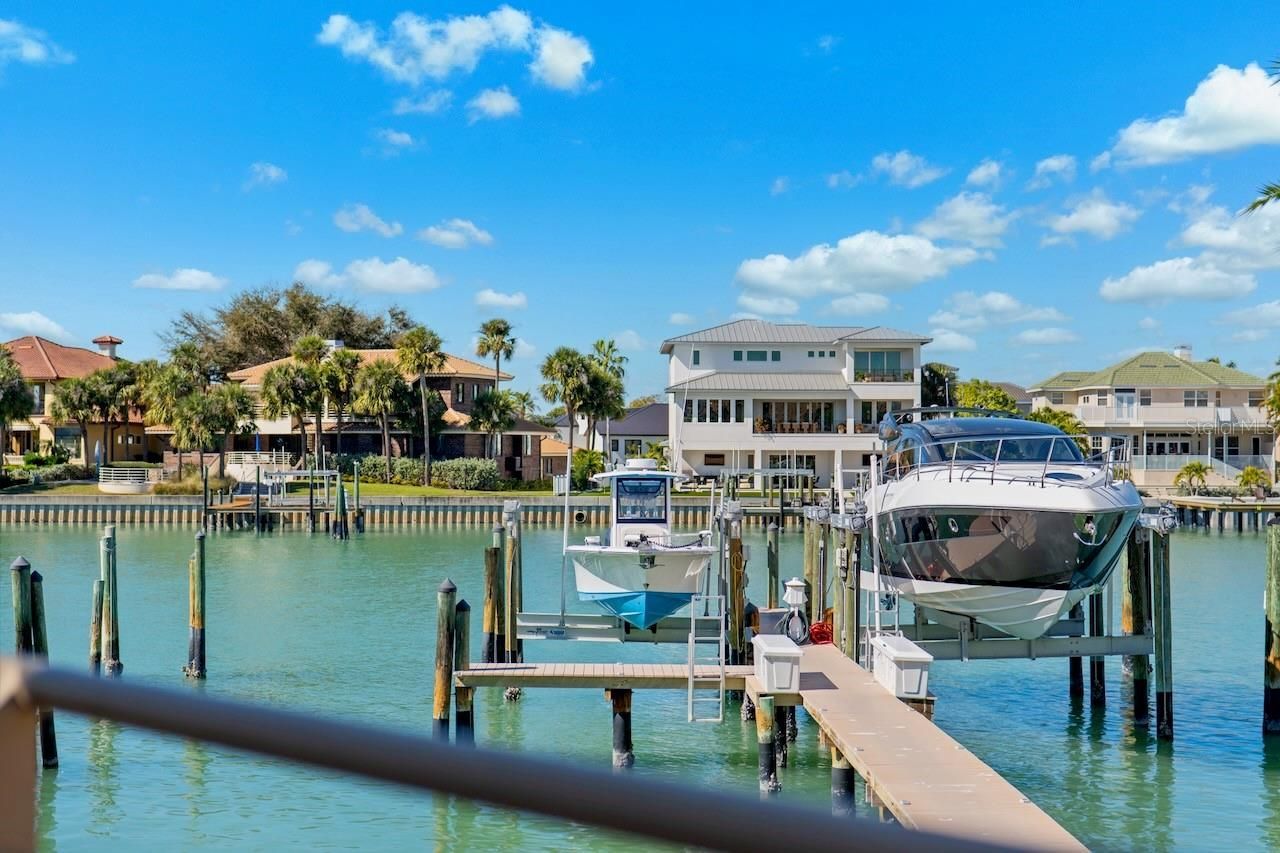740 Pinellas Bayway S, Tierra Verde, FL 33715 Photo