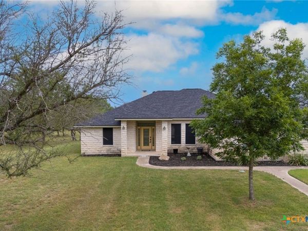 2301 Deer Trail , Lampasas, TX 76550