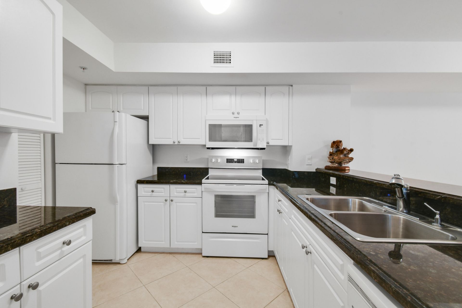 242 Village Boulevard, Unit 2203, Tequesta, FL 33469 Photo