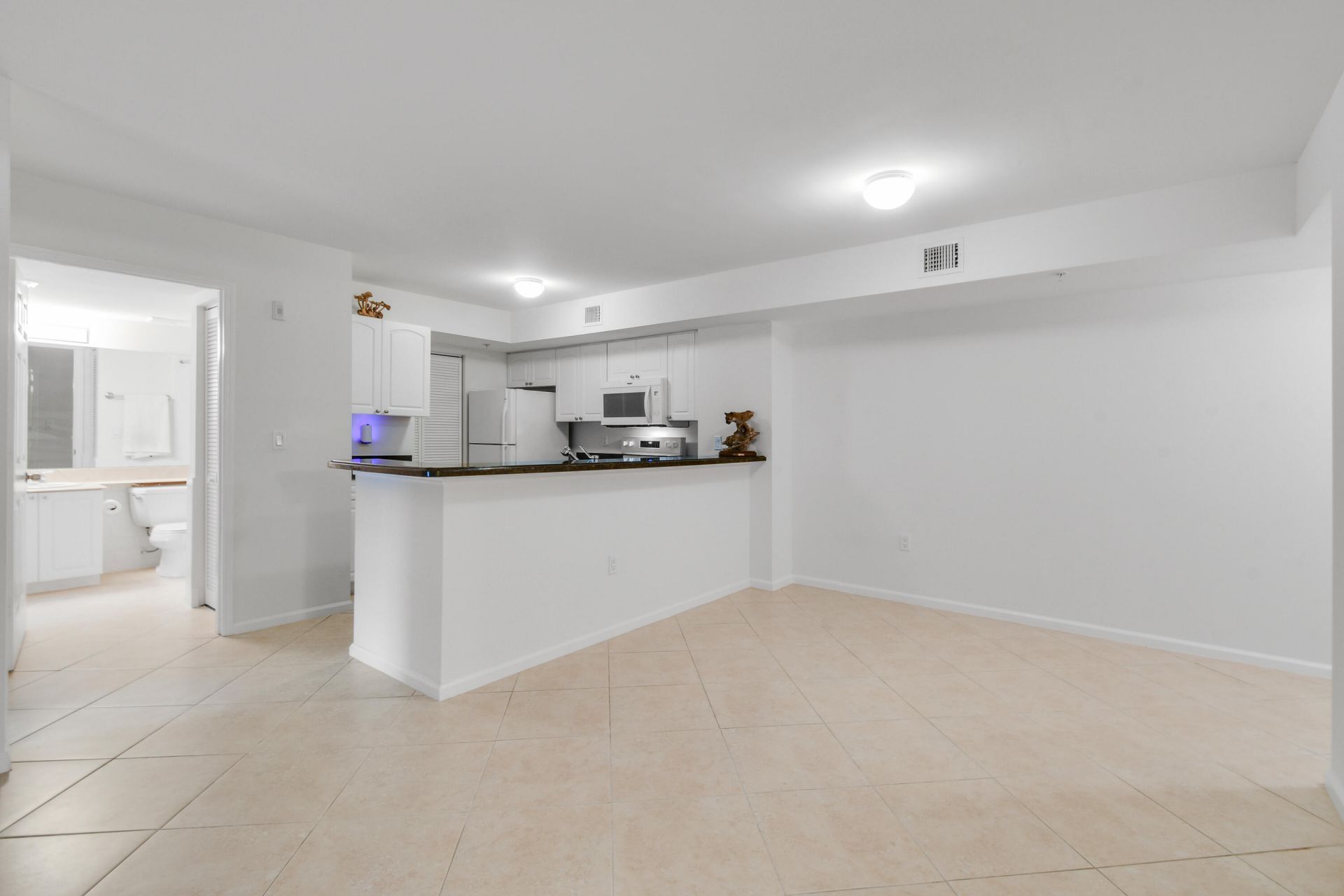 242 Village Boulevard, Unit 2203, Tequesta, FL 33469 Photo