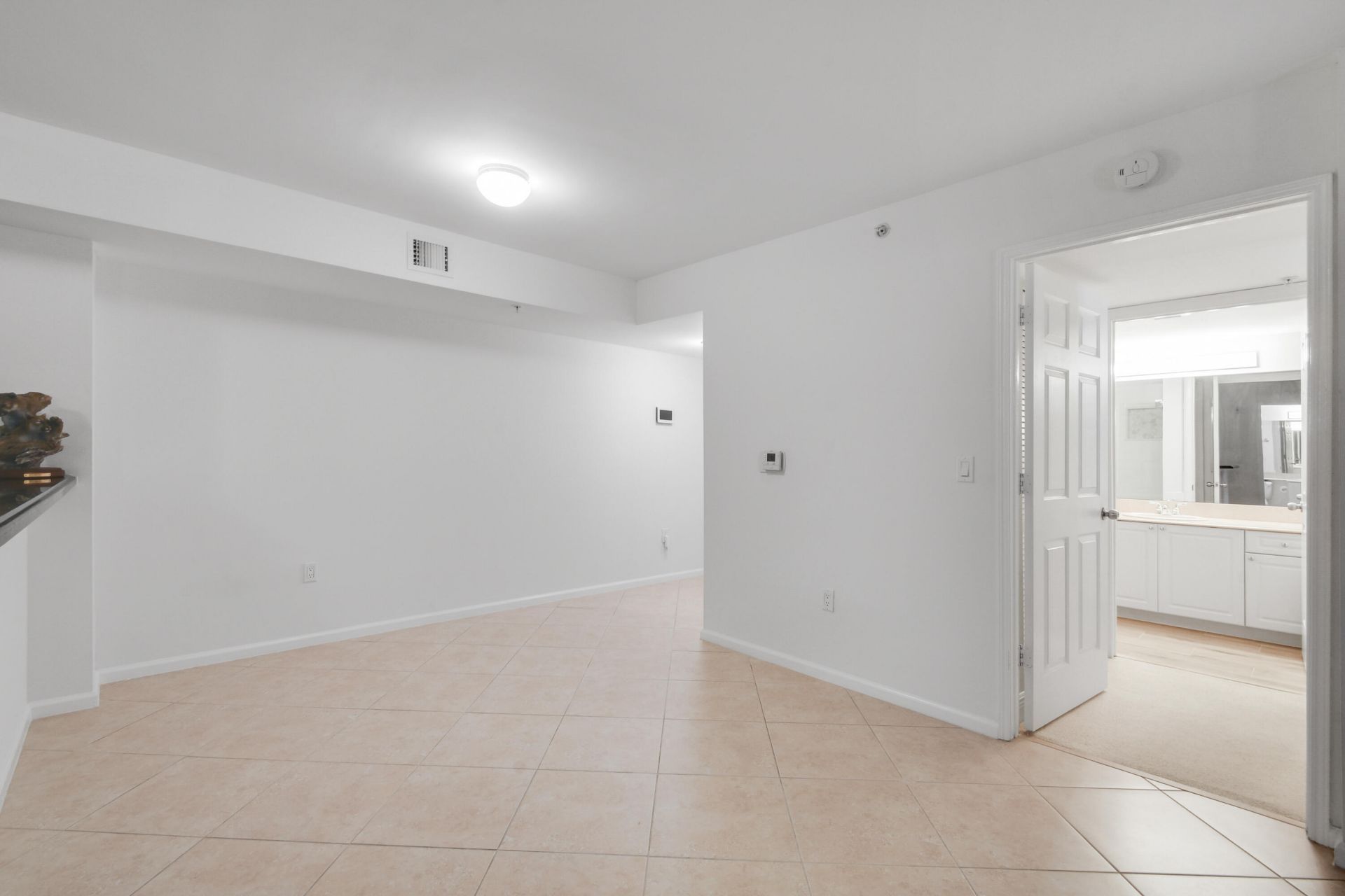 242 Village Boulevard, Unit 2203, Tequesta, FL 33469 Photo