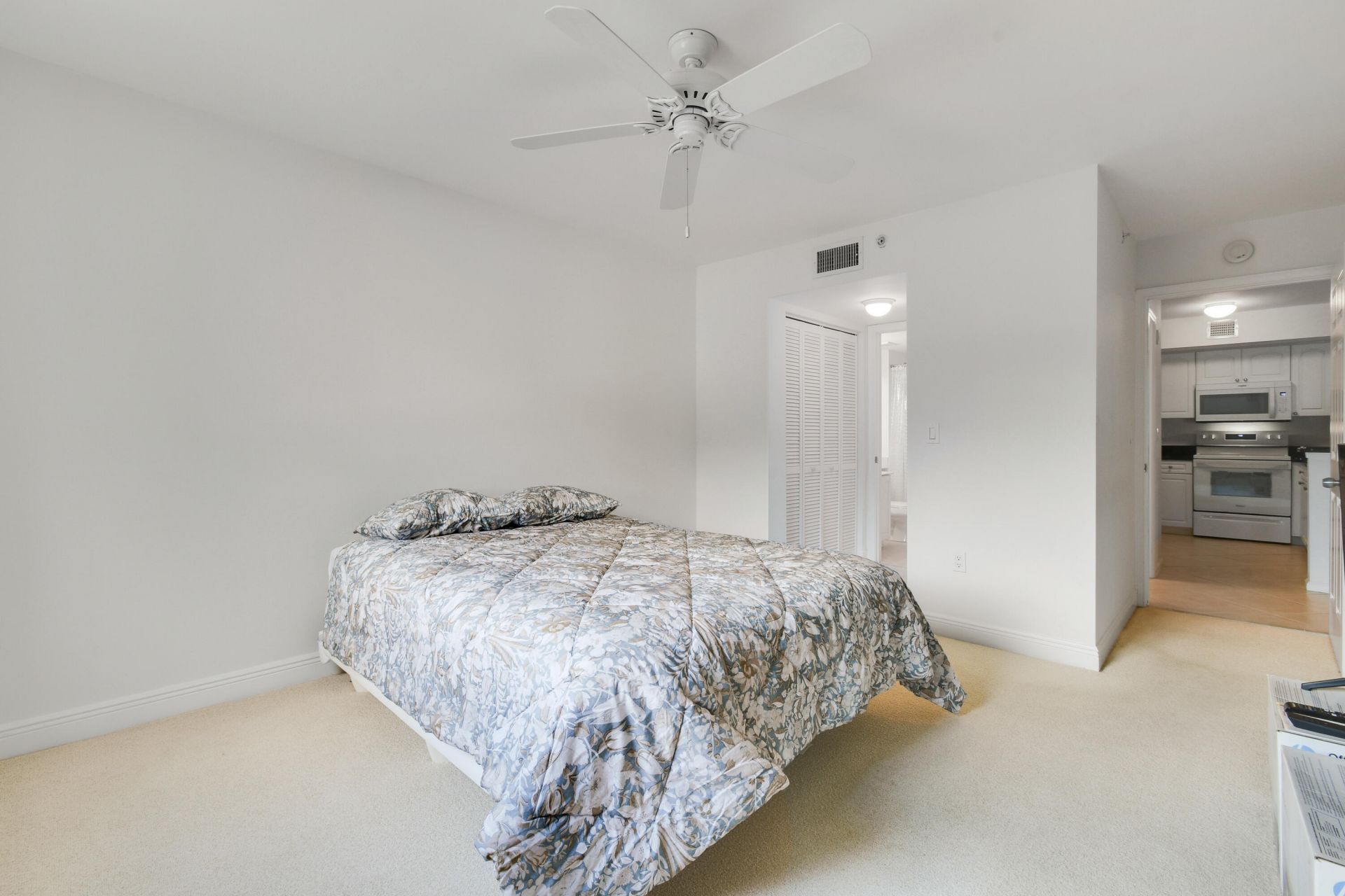 242 Village Boulevard, Unit 2203, Tequesta, FL 33469 Photo