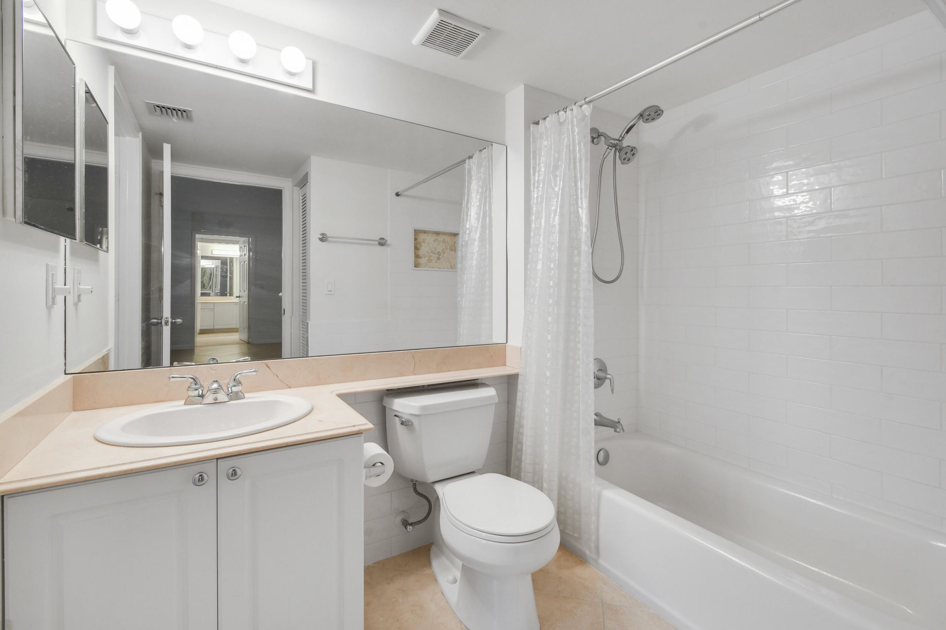 242 Village Boulevard, Unit 2203, Tequesta, FL 33469 Photo