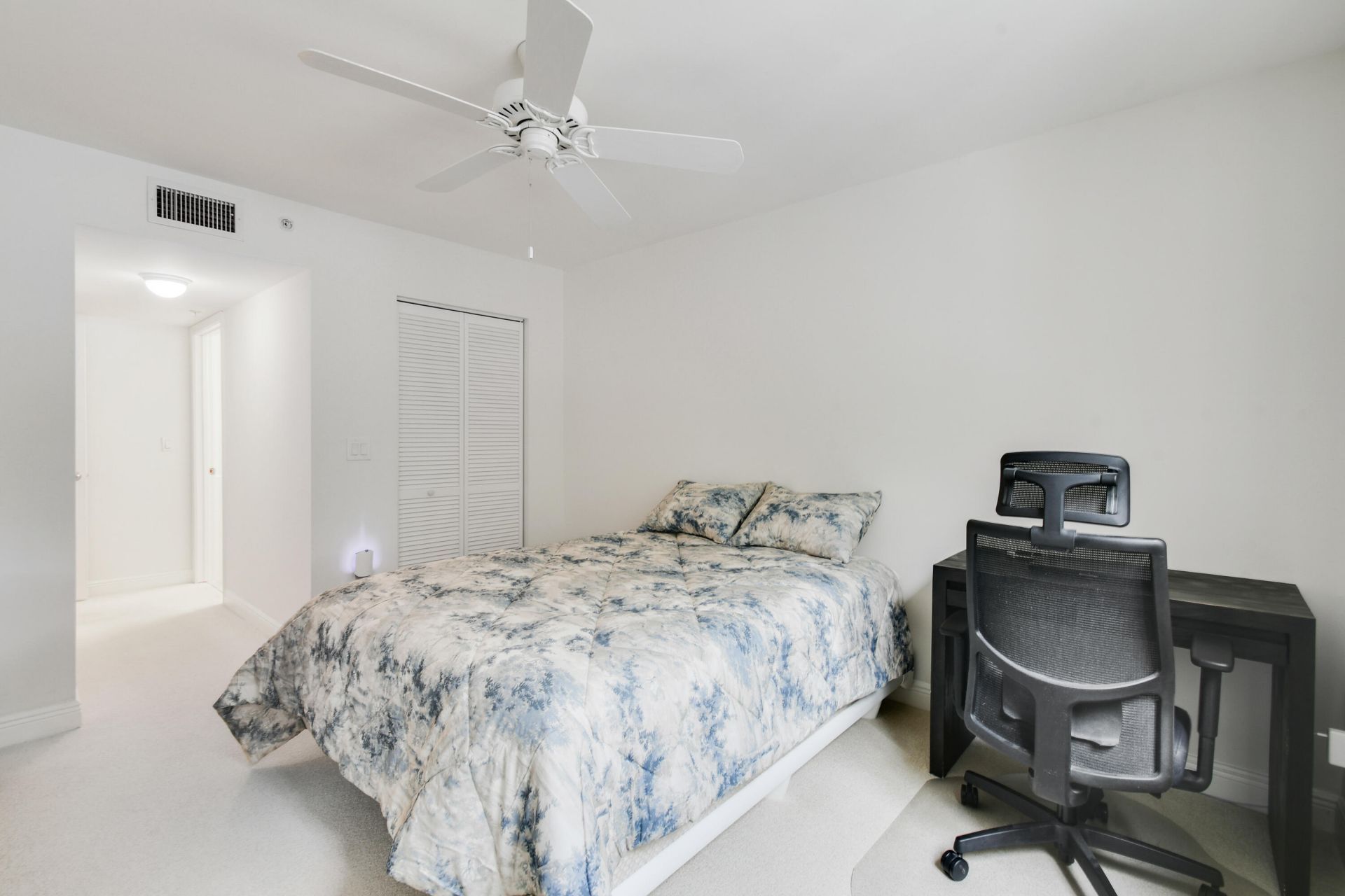 242 Village Boulevard, Unit 2203, Tequesta, FL 33469 Photo